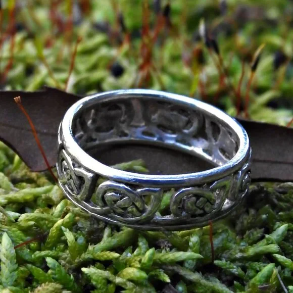 2/$13 Celtic Sterling Silver Ring Band Size 4.75 - Picture 5 of 5